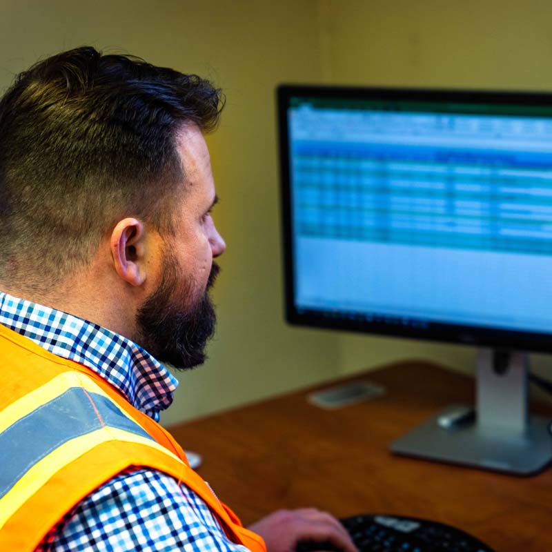 ASRC-Construction-construction-management-computer